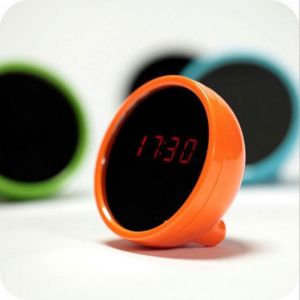 Creative Alarm Clock Beauty Mirror Electronic Clock LED Mute Mirror Makeup Mirror Alarm Clock Fashion Mirror Gift