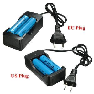 shopping סוללות ומטענים 2x Elfeland 3.7V 3000mAh 18650 Li-ion Battery + EU/US Plug Charger