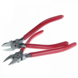 BERRYLION 5/6Inch Plastic Cutting Pliers Electrical Wire Cutting Side Cable Cutters CR-V Outlet Clamp For Electrician Hand Tools
