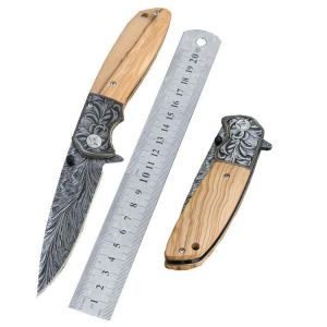 LAOTIE CM77 220mm 3CR13 High Hardness 3D Pattern Folding Knife Portable Outdoor Camping Knife