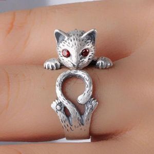 Ethnic Red Eye Fortune Cat Ring Cute Antique Silver Adjudestble Ring Vintage Jewelry for Women