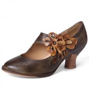 SOCOFY Women Flower Decoration Genuine Leather Retro Spring Pumps