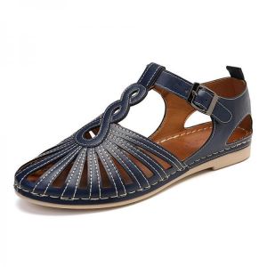 Women Hollow Out Breathable Closed Toe  Sandals