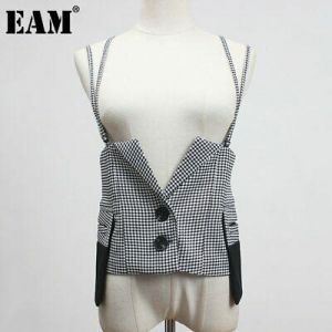 [EAM] Women Loose Fit Black Plaid Split Joint Irregular Vest New V-collar