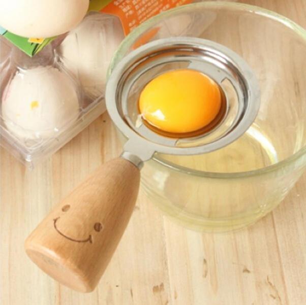 shopping מטבח ופינת אוכל KCASA KC-ES029 Stainless Steel Egg Separator Smile Wood Handle Egg White Yolk Divider Kitchen Tools